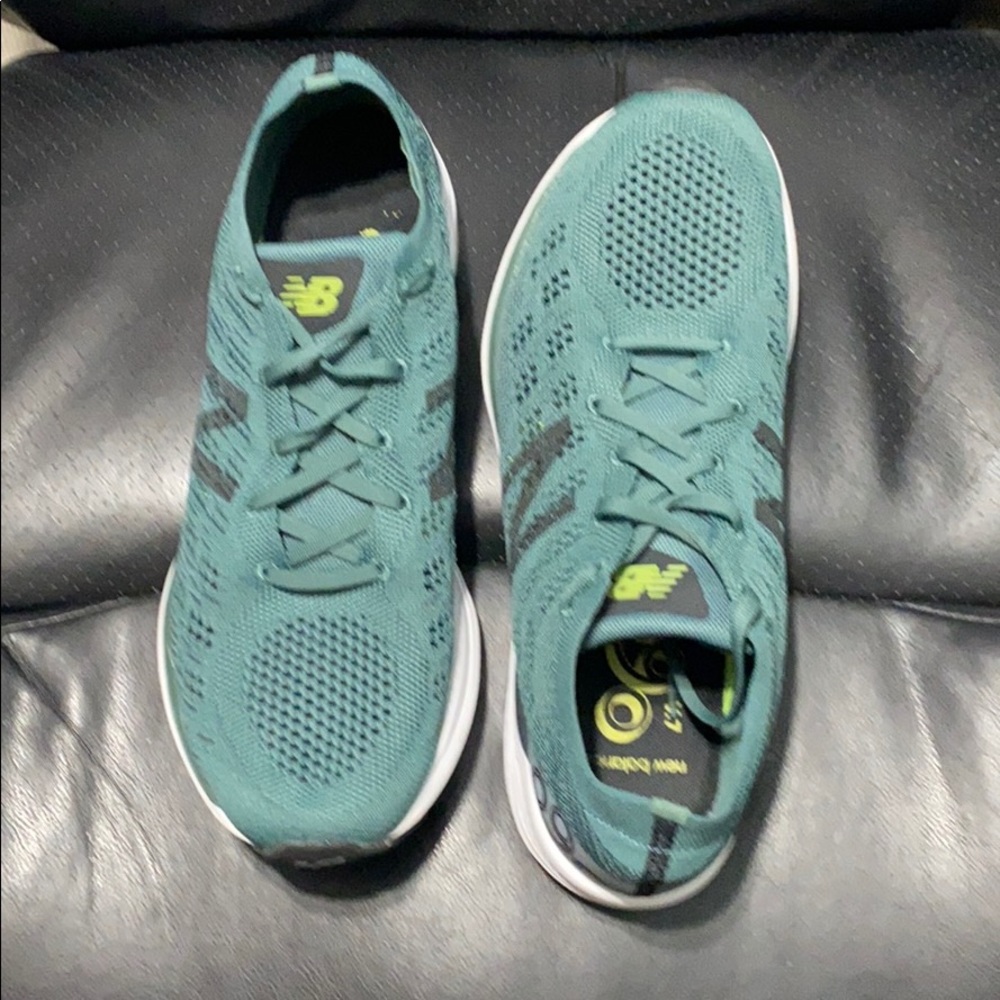 New Balance 890 v7 size 11